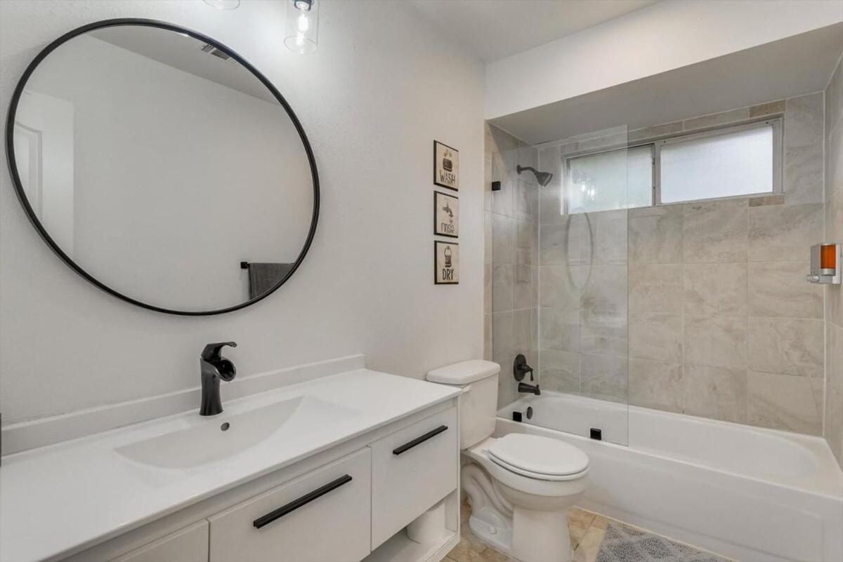 6Br 3,5Ba Home Pool, Hot Tub, Game Room -16 Guests Sachse Экстерьер фото