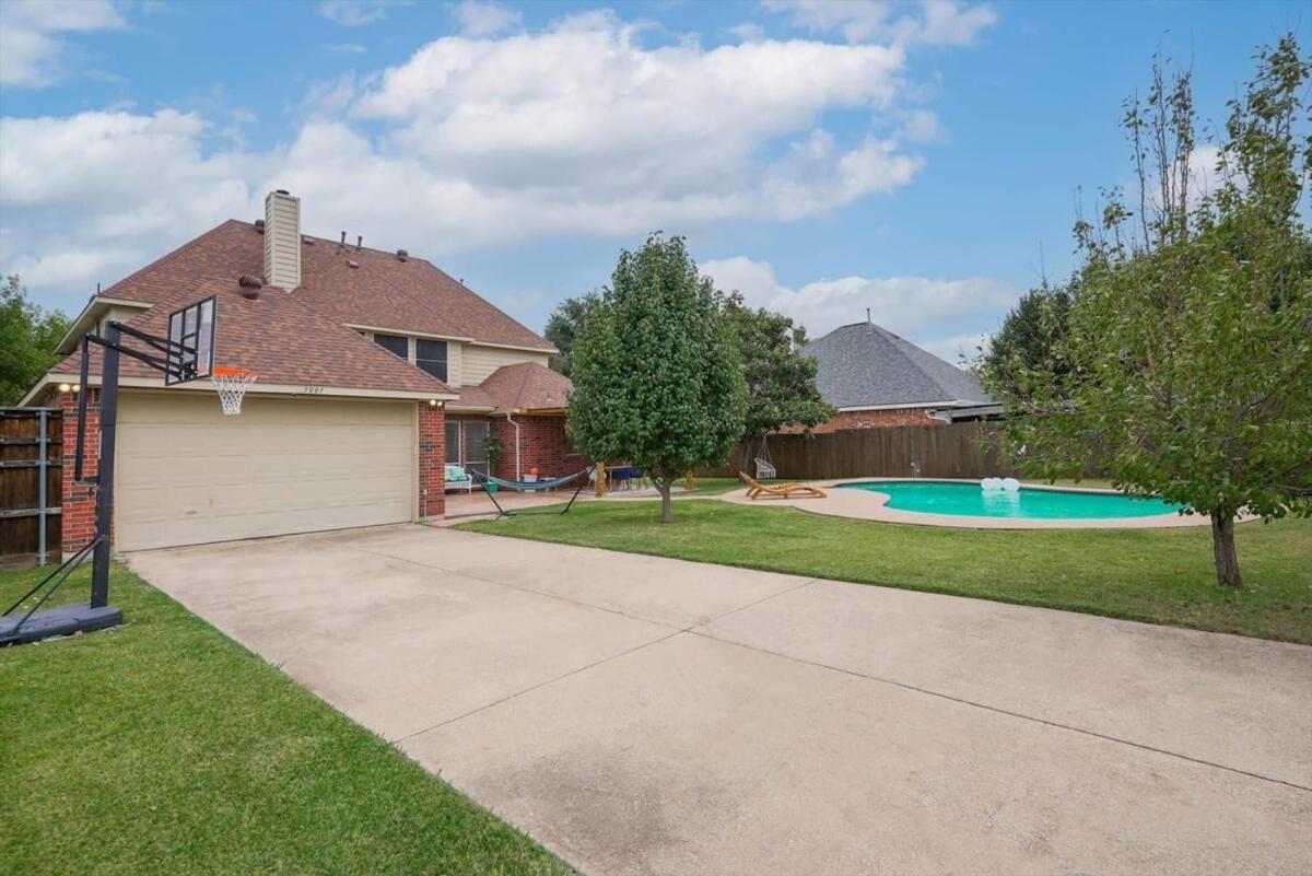 6Br 3,5Ba Home Pool, Hot Tub, Game Room -16 Guests Sachse Экстерьер фото
