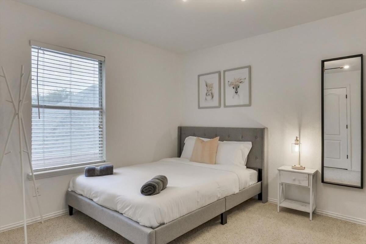 6Br 3,5Ba Home Pool, Hot Tub, Game Room -16 Guests Sachse Экстерьер фото